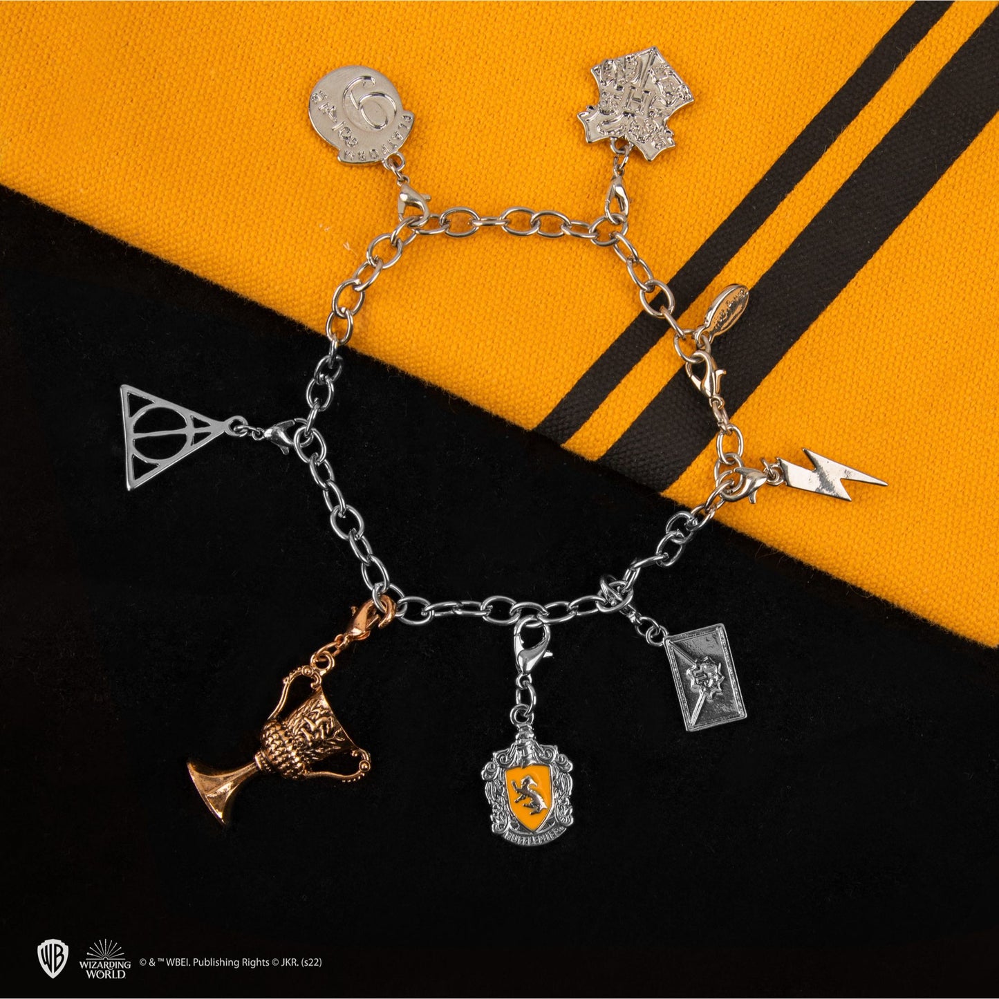 Set 2 Charms Hufflepuff - PREVENTA